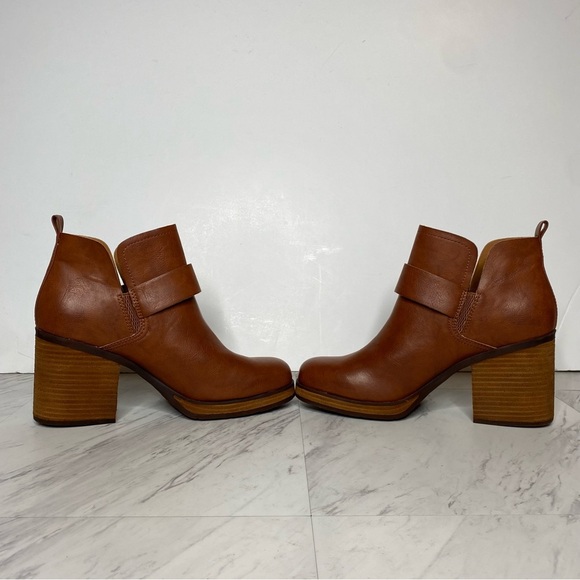 New! Korks Kork Ease Kari Faux Leather Heeled Bootie 11M - Picture 5 of 14